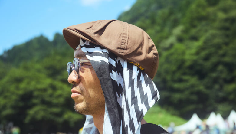 フィールド感ある横乗りMIXコーデ。-FUJI ROCK FESTIVAL ’25-