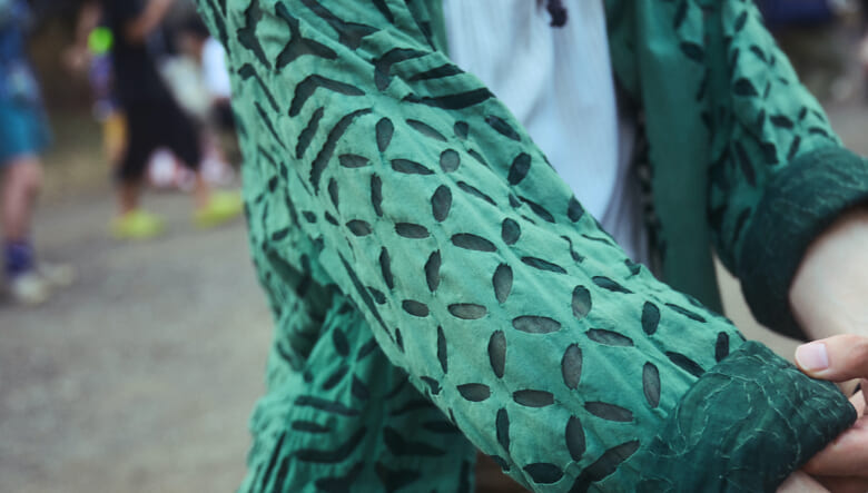 タクティカル系ブーツをおしゃれに履きこなす。-FUJI ROCK FESTIVAL ’25-