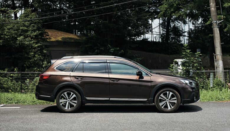 広い車内をラフに使えるから、アクティビティを全力で楽しめる。【’18 SUBARU LEGACY OUTBACK】
