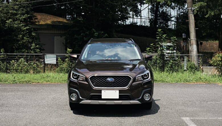 広い車内をラフに使えるから、アクティビティを全力で楽しめる。【’18 SUBARU LEGACY OUTBACK】