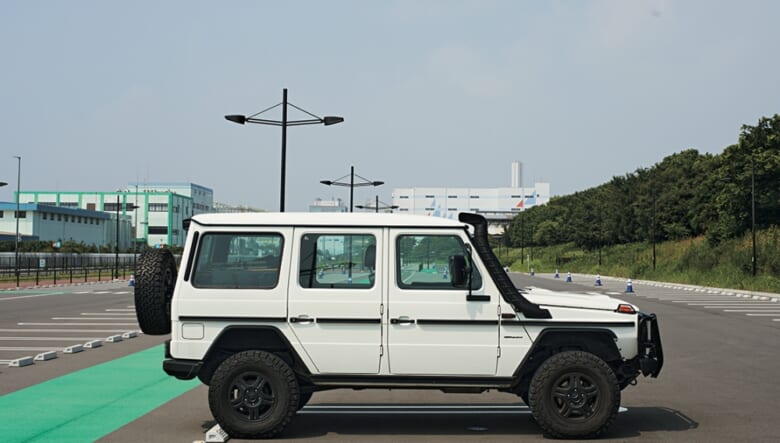 ガチオフローダーの限定車を、ナロースタイルに独自アレンジ。【’13 MERCEDES-BENZ G300】
