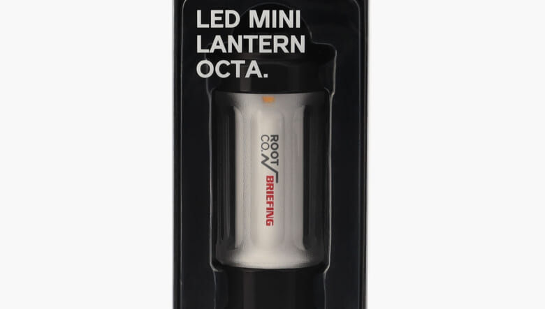 ルートコーの LEDランタンに、ブリーフィングとのコラボ版が登場。OD缶風バッテリーで風情ある楽しみかたも！