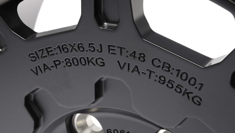 ハイエース&キャラバンオーナーに朗報！　インダストリアルなアルミ鍛造ホイールがゴードンミラーから新登場。