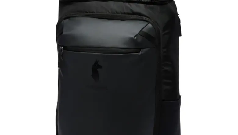 コトパクシの新作は、セパレート式の“二刀流バッグ”。フライト旅にもお役立ち！