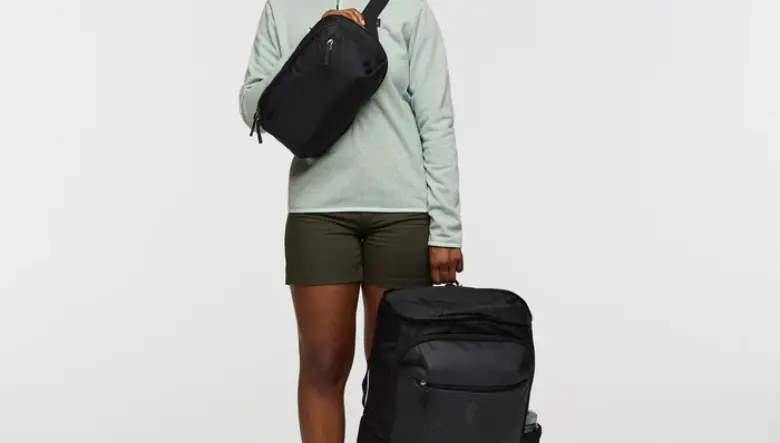 コトパクシの新作は、セパレート式の“二刀流バッグ”。フライト旅にもお役立ち！