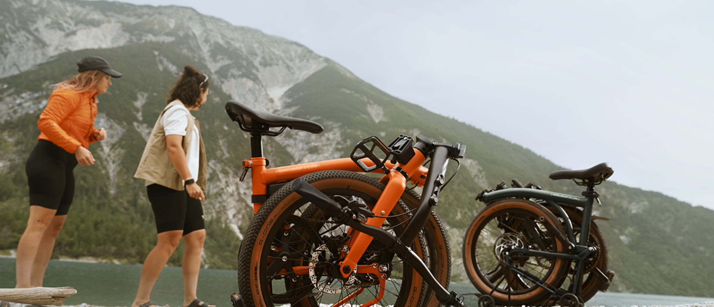 バイオプロクトン ティートンブロス オクタ ハイロフト テック フーディー ユニセックス