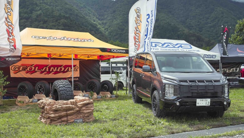 「新型デリカミニ」お披露目！ キャンプ好き三菱車ユーザーが、今年もふもとっぱらの「スターキャンプ2025」に大集合。