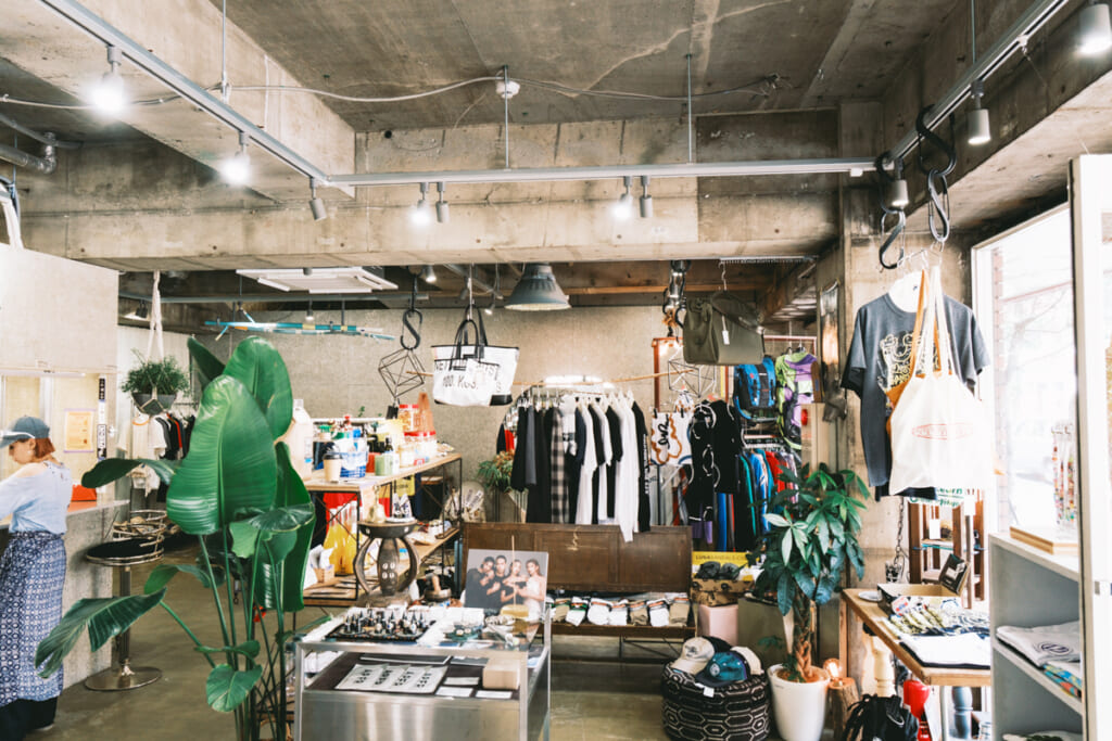 世田谷・松蔭神社のフリッジのポップアップゾーン