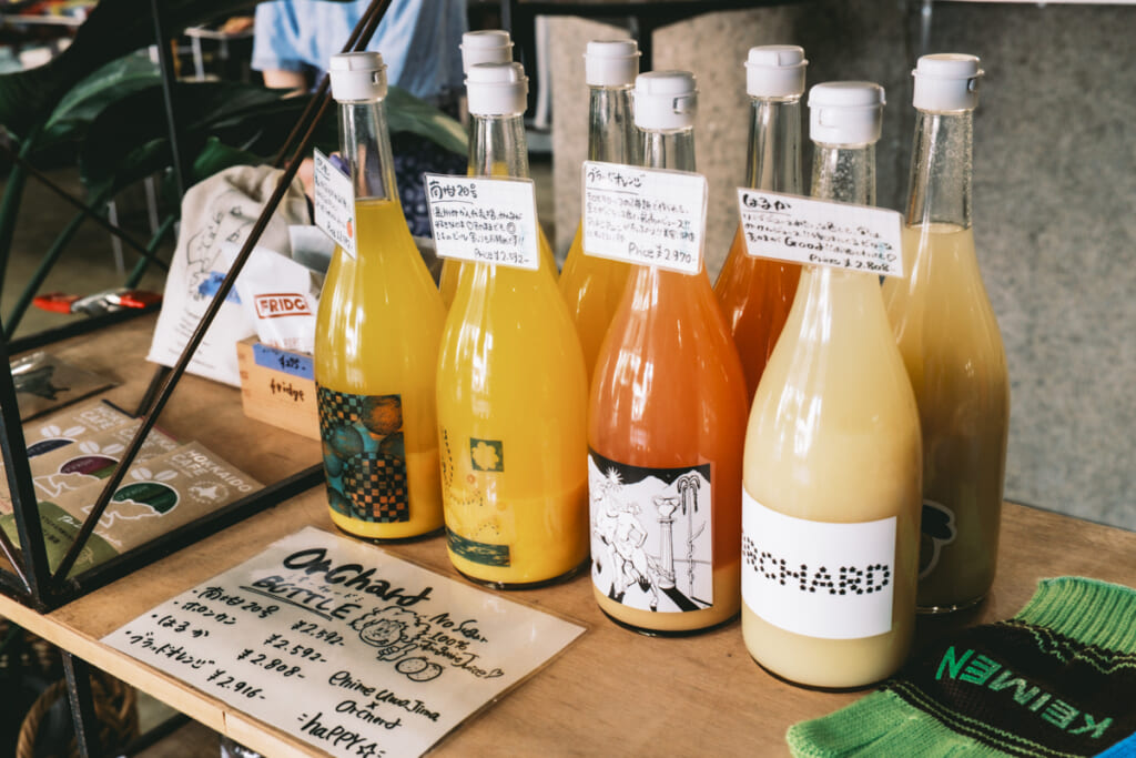 世田谷・松蔭神社のフリッジのオレンジジュース