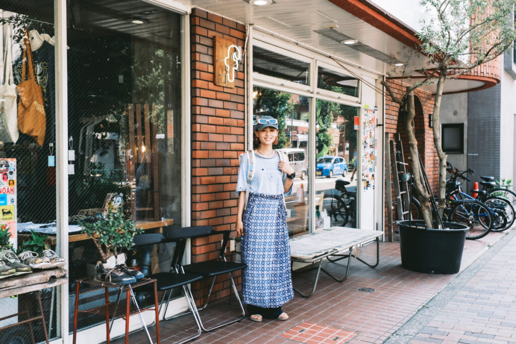 世田谷・松蔭神社のフリッジ