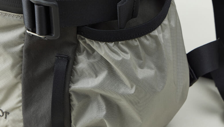 ランブリングがテーマのカレドアー新作バッグ&サコッシュは合体OK！　拡張機能で使い勝手マシマシ！