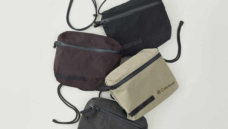 ランブリングがテーマのカレドアー新作バッグ&サコッシュは合体OK！　拡張機能で使い勝手マシマシ！