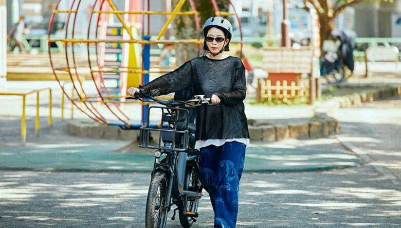平日は子どもの送迎、週末は街をポタリング。1台で全てが叶うe-bike「ADO Air One Ultra」って!?