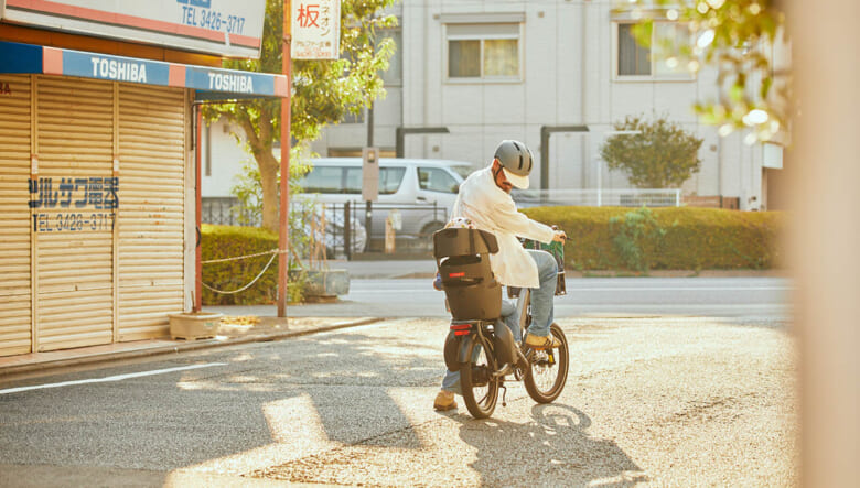平日は子どもの送迎、週末は街をポタリング。1台で全てが叶うe-bike「ADO Air One Ultra」って!?