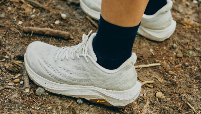 砂浜は海辺だけじゃない？　夏でも涼しい「天空ビーチ」でチルアウト。【GO OUT 遊歩倶楽部／日向山編#01】