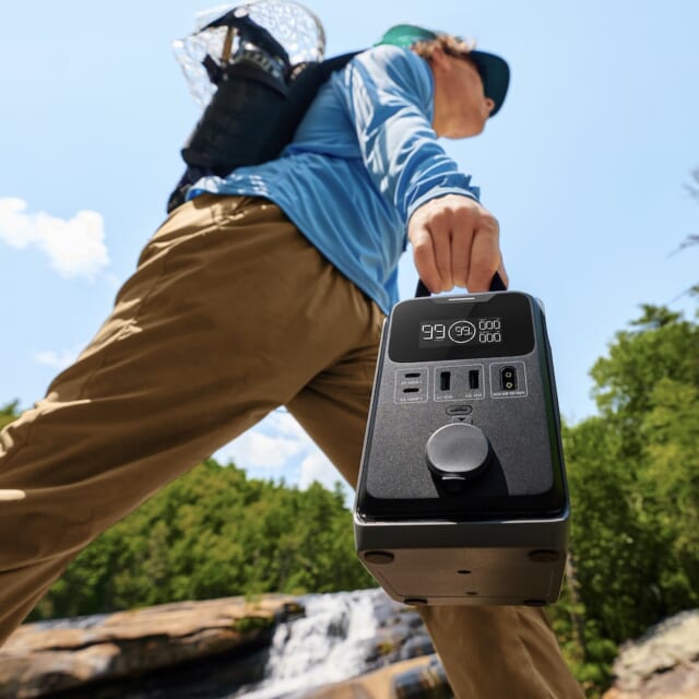 エコフローから登場の最軽量ポータブル電源“TRAIL 200 DC”は、重量