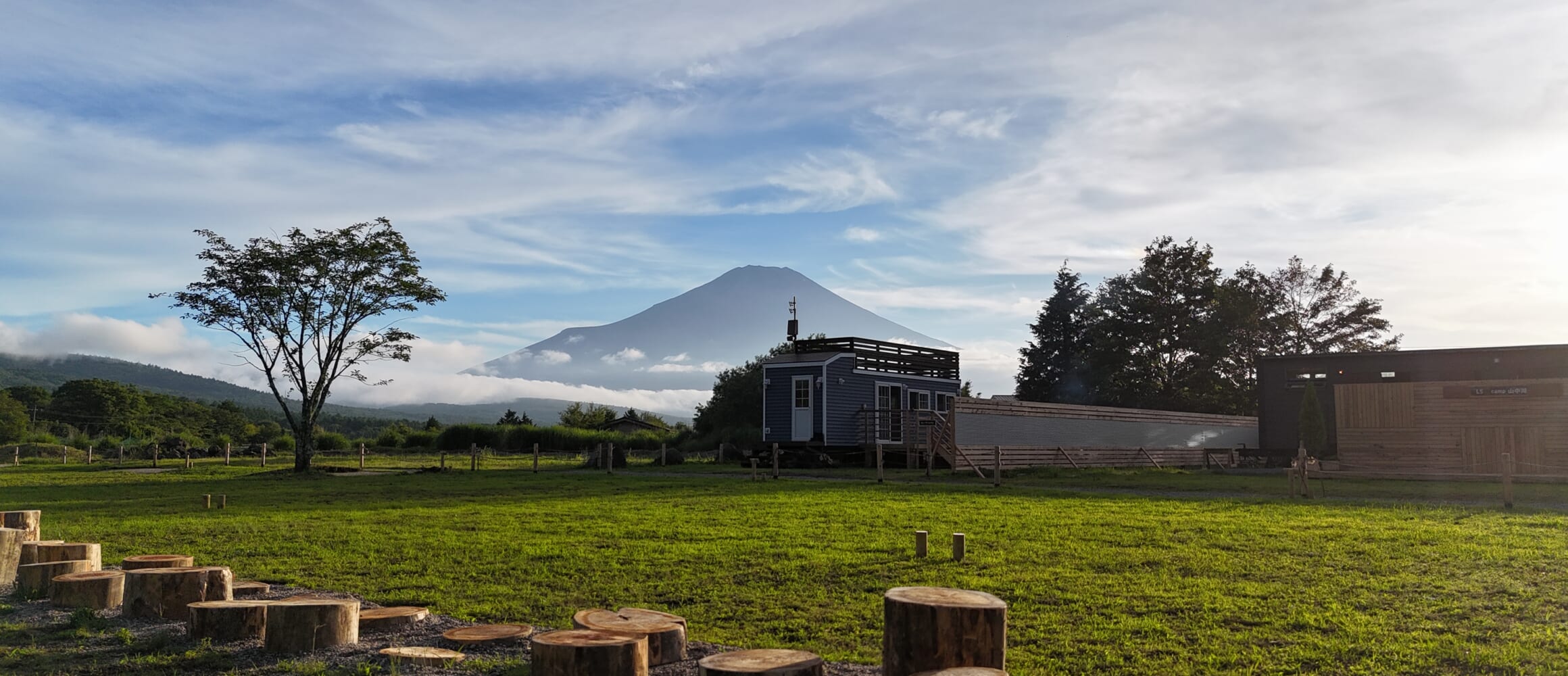 雄大な富士山を臨む自然とテクノロジーが融合したキャンプ場「LScamp