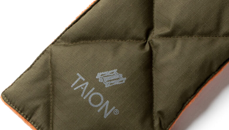 ナリフリ＋タイオンによる蜜月コラボ第5弾！ “動ける”ダウンに加え、レトロムードな総柄も登場。