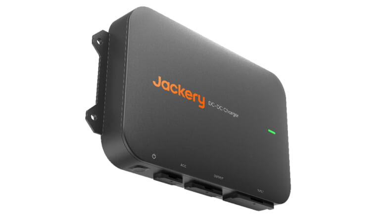 ジャクリが「車載チャージャー」を発売。シガーソケットより6倍も早く充電完了！