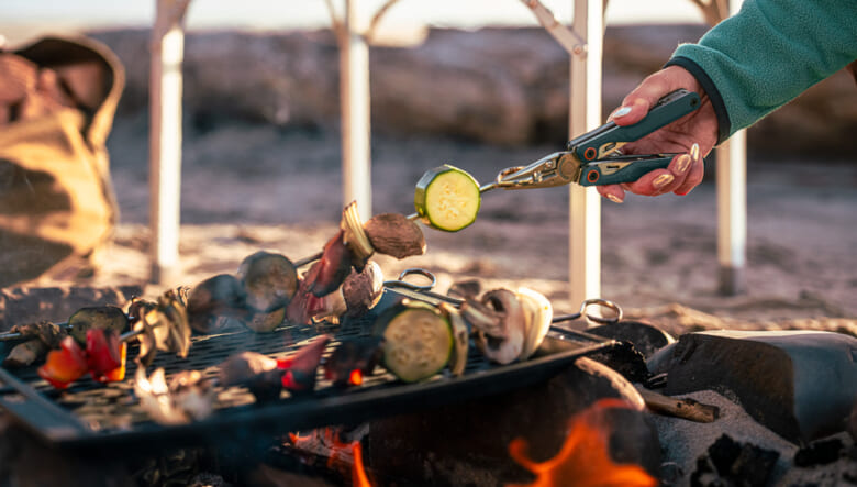 マルチツール界の重鎮モデルが大幅アプデ。レザーマン「WAVE」の最新版が劇的登場！