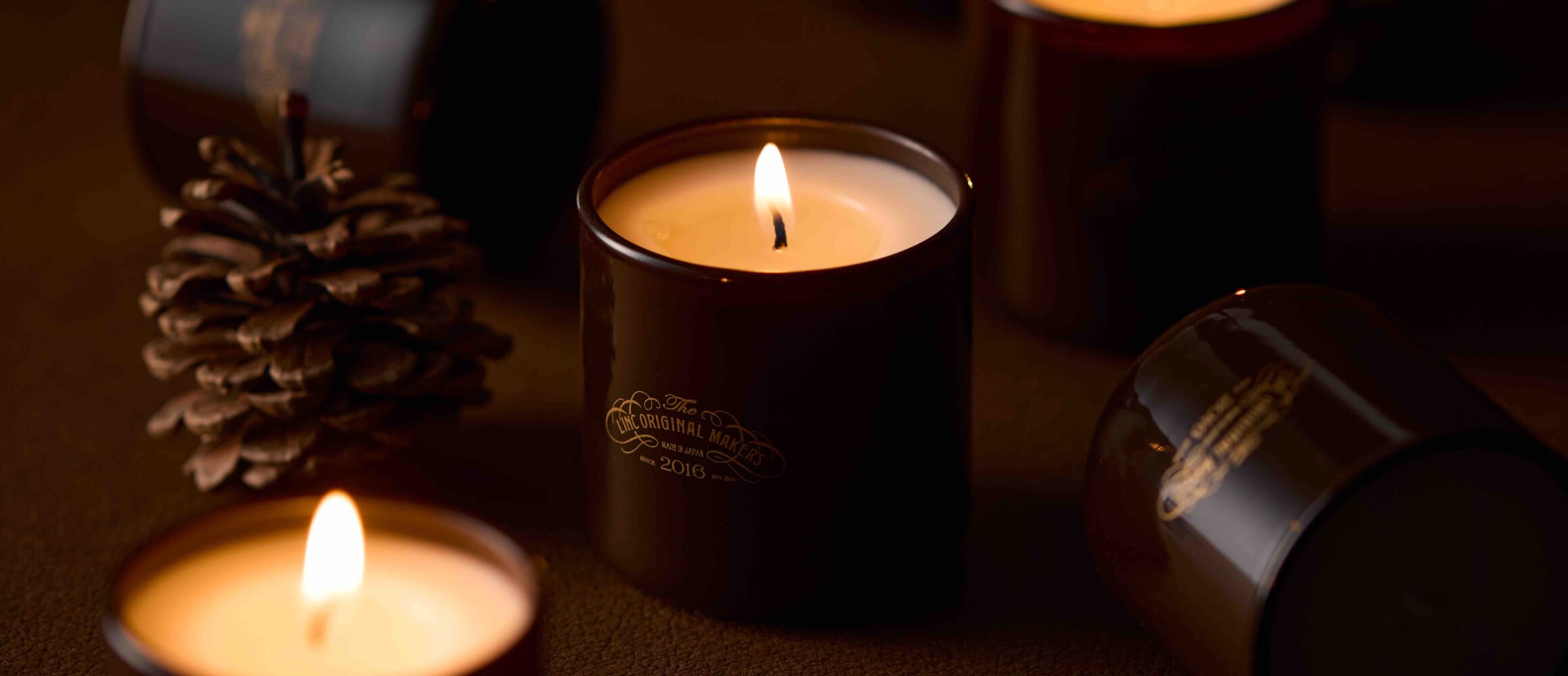 大切な人へ香りを贈る。LINCの限定キャンドルセットは冬のホリデー