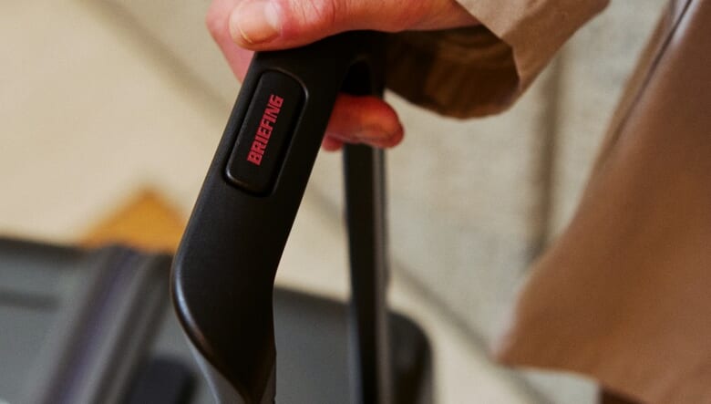 快適な旅路をサポート！　BRIEFINGのハードケースがより使いやすく、タフになってリニューアル。