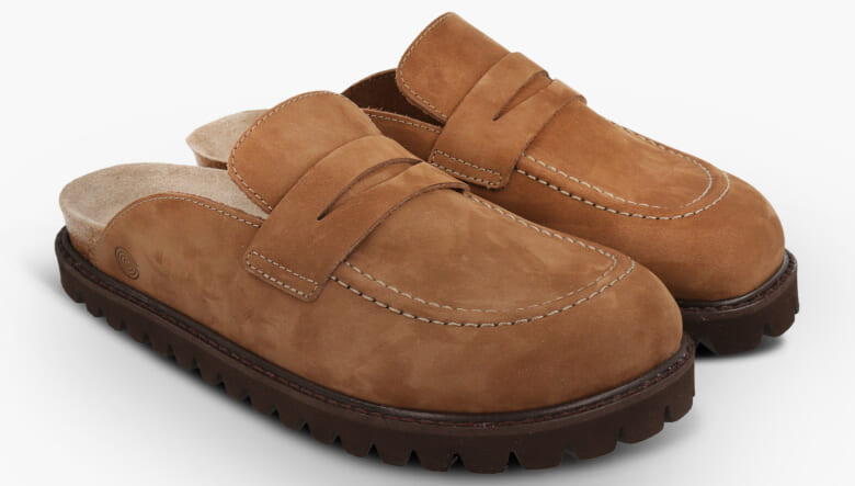 スペイン発の靴ブランド「ジェニュインズ」から、クラフトマンシップが際立つ秋冬サンダルが勢揃い！