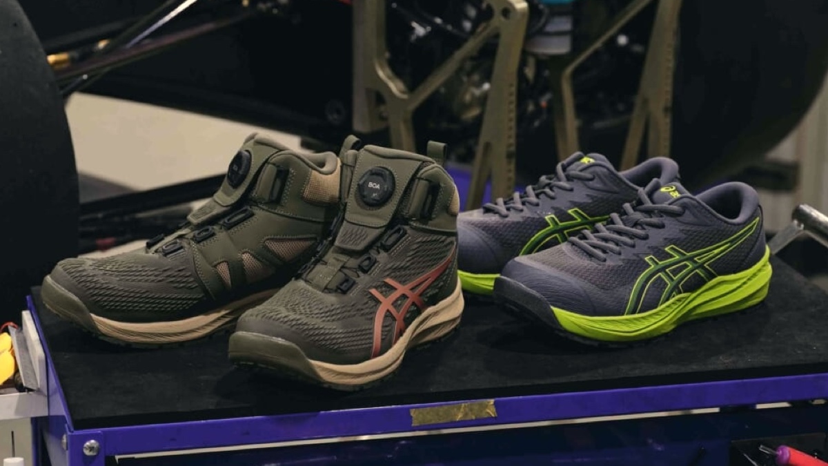 アシックスの高機能ワーキングシューズで武井ドンゲバビーが職業体験