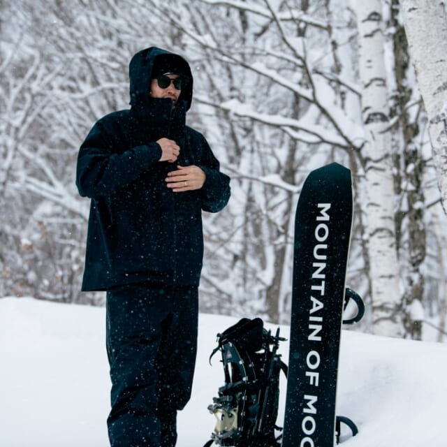 スノーピークとマウンテンオブムーズが再タッグ。冬の山遊びを快適に