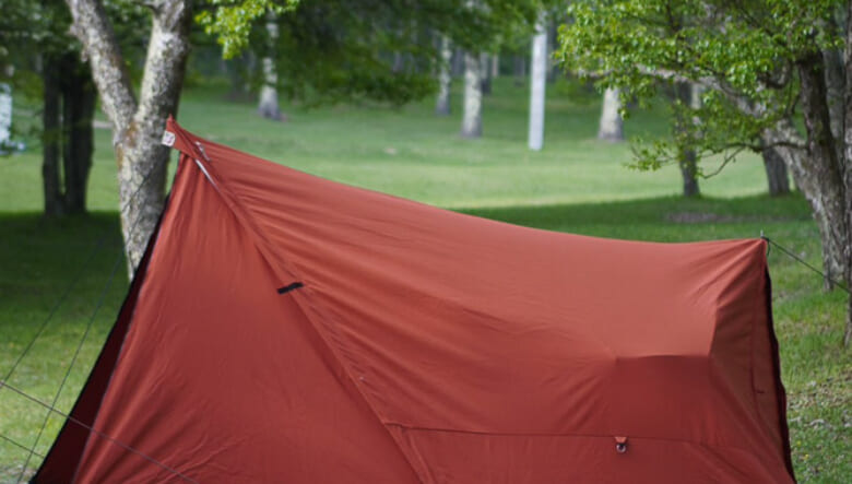 カルマストアから、色褪せるほどに美しくなるテントが誕生。名ブランドとのコラボで品質にも抜かりなし。