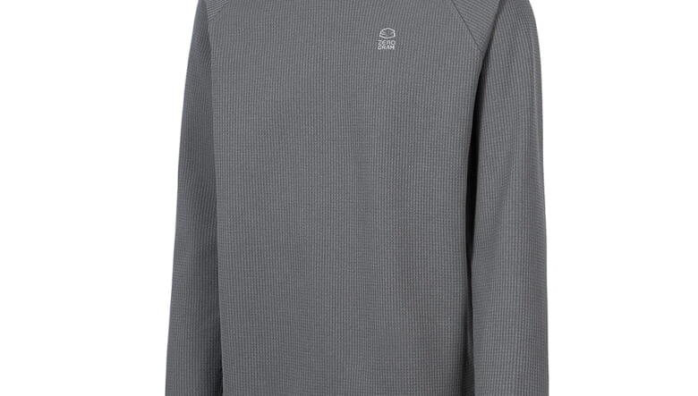 ゼログラムのベースレイヤーが画期的！ 牡蠣殻を再利用した生地でアウトドアでの不快感を解消。