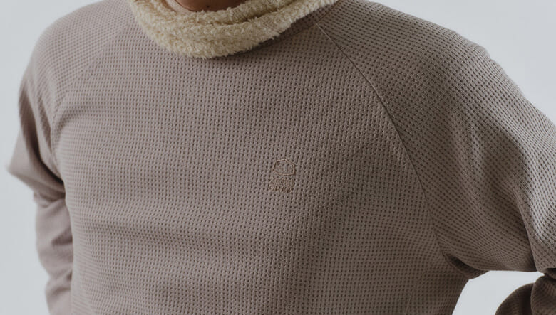 ゼログラムのベースレイヤーが画期的！ 牡蠣殻を再利用した生地でアウトドアでの不快感を解消。