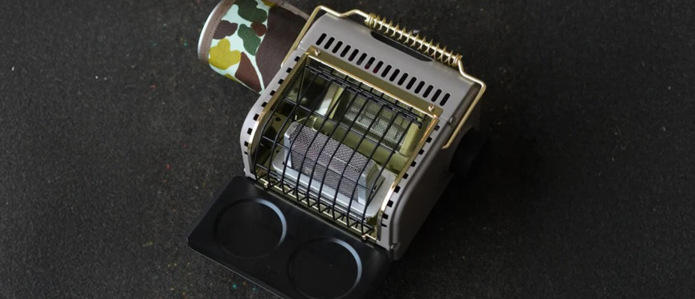 毎年完売！ 「カルマストア」発の人気小型ヒーターに限定色“グレージュ