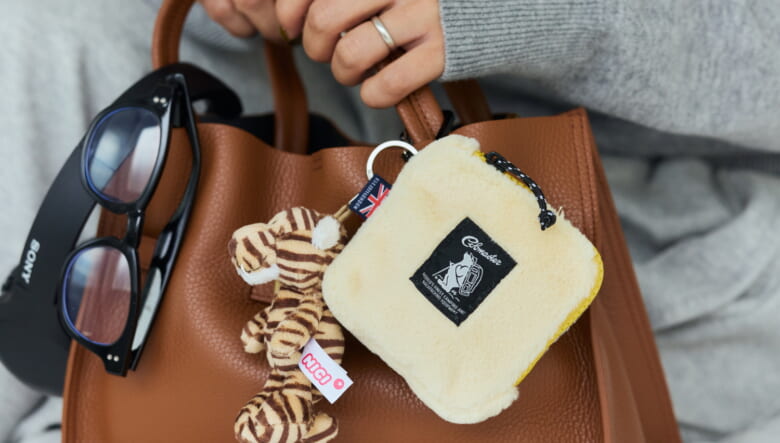 フリークス ストアがコブマスターに別注。冬気分高めるボアグッズが勢揃い！