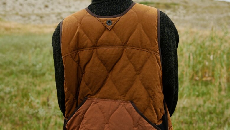 ホワイトマウンテニアリングとタイオンがコラボ！　小技が効いた3種のダウンウエアがデビュー。