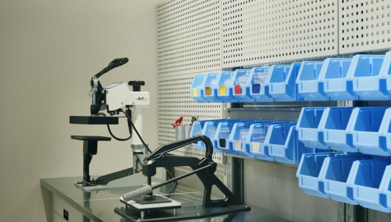 話題の新店舗「アークテリクス 池袋東武ブランドストア」に潜入。国内最大フロアに高機能アイテムが並ぶ景観は圧巻！