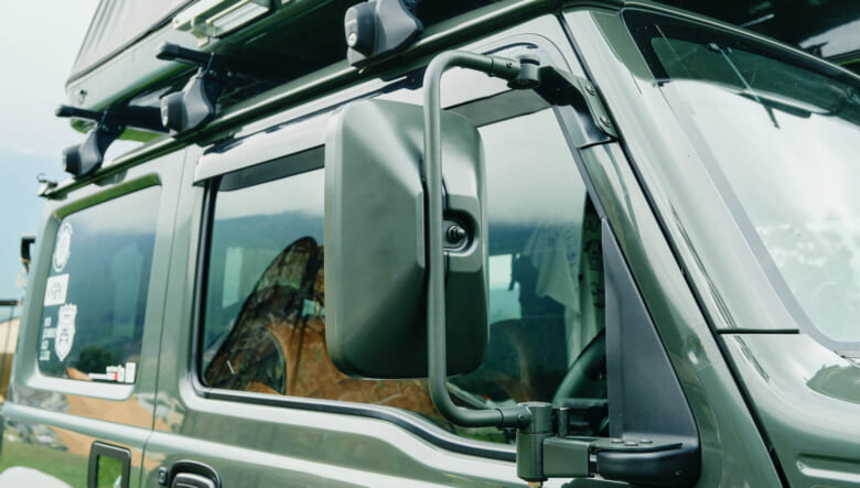 【’22 JIMNY SIERRA JB74】ボディカラーに合わせてテントもワントーンに統一。