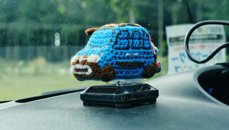 【’15 KANGOO COULEUR】新車からカスタムし続け、ついにルーフテント装着!!