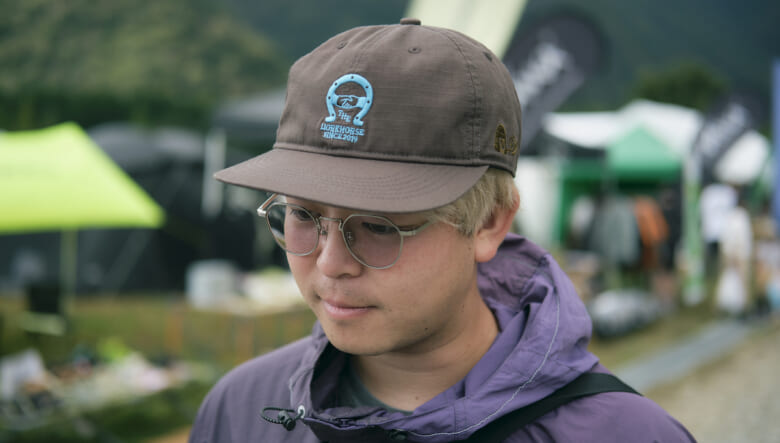 主張の強いウエアの足元にも総柄を。-GO OUT CAMP vol.21-