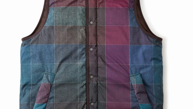 ホワイトマウンテニアリングとタイオンがコラボ！　小技が効いた3種のダウンウエアがデビュー。