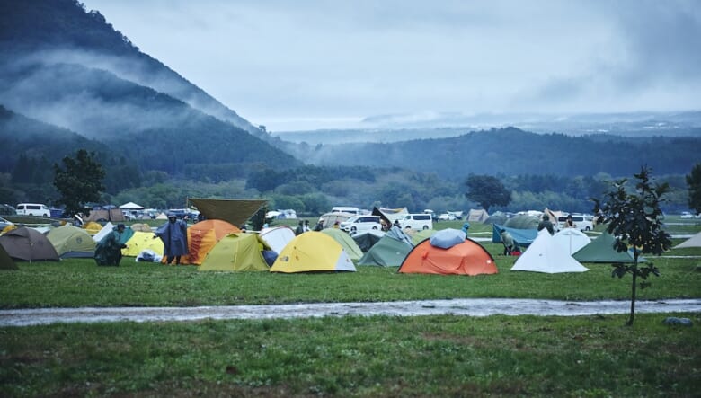 スーパーハイキングに参戦！　東海道自然歩道を歩いて、ふもとっぱらでテント泊。【GO OUT 遊歩倶楽部with MERRELL #02】