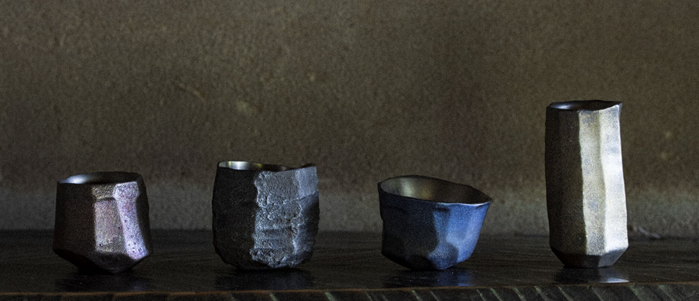 te' 其れは、繙かれた『結晶』の断片。或いは赫奕たる日輪の残照。初回盤 激レア まるで一点ものの陶芸作品。ロケット部品も手掛ける匠が削り出す