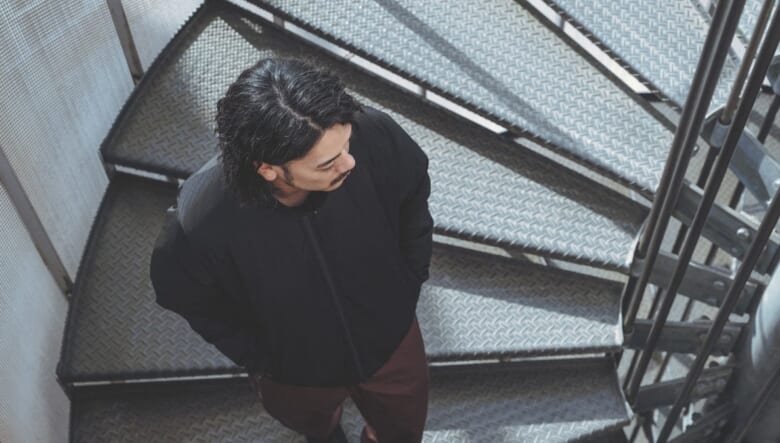 ダウンとフリースのリバーシブル。毎日着たくなるドベルグとTAIONのコラボジャケットに注目！