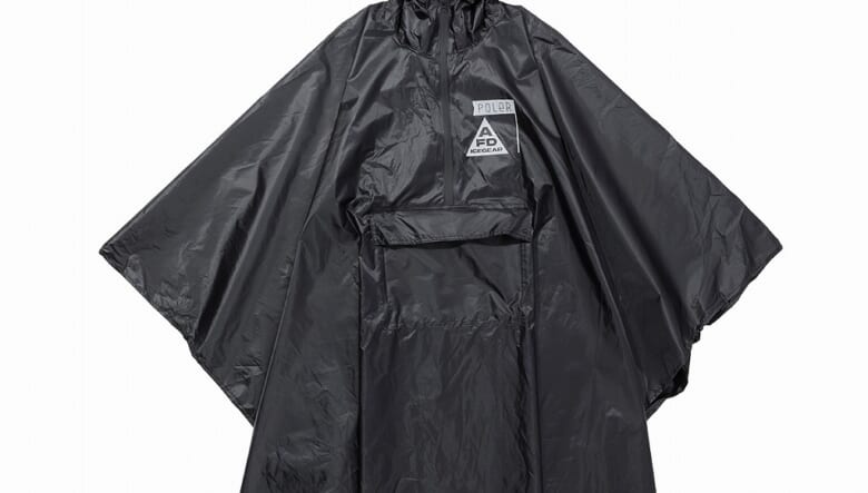 スノーボーダーに贈るPOLeR × ADFコラボ第2弾！　本格ウエアからカジュアルJKT、ヘッドウエアまで全11種がリリース。