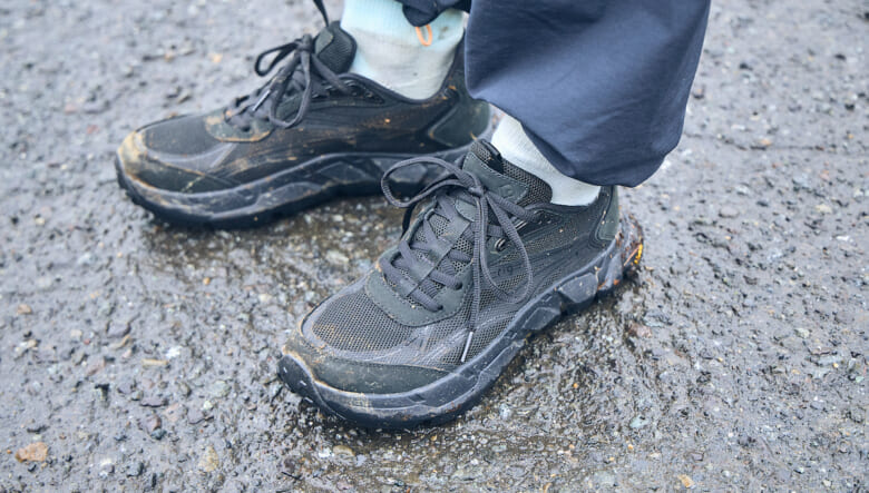 柄を差し込み、街感も意識。-GO OUT SUPER HIKING JAPAN vol.1-