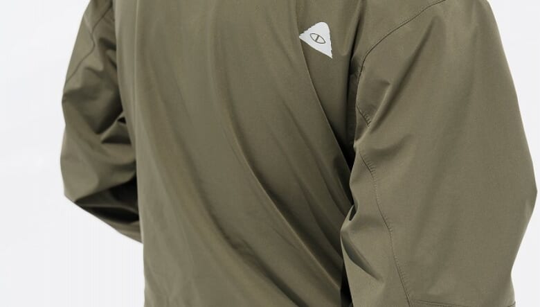 スノーボーダーに贈るPOLeR × ADFコラボ第2弾！　本格ウエアからカジュアルJKT、ヘッドウエアまで全11種がリリース。