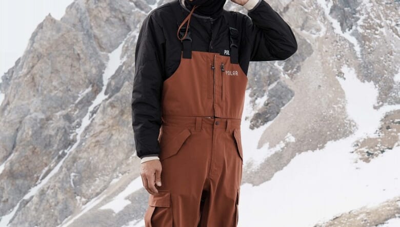 スノーボーダーに贈るPOLeR × ADFコラボ第2弾！　本格ウエアからカジュアルJKT、ヘッドウエアまで全11種がリリース。