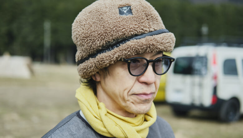 個性的な帽子で見た目から暖かく。-GO OUT CAMP 冬 2025-