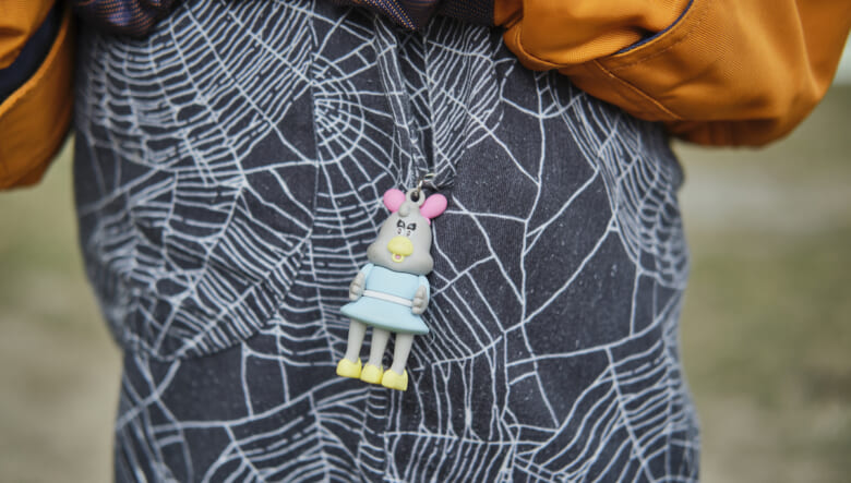 派手JKT×柄パンで相乗効果を狙う。-GO OUT CAMP 冬 2025-