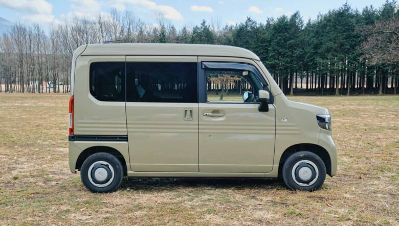 【’20 HONDA N-VAN】ファミリーキャンプから車中泊までこなす相棒。